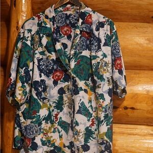 Vintage Floral Button-Up Shirt